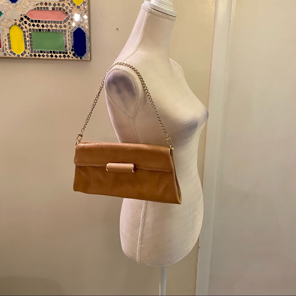 ✨EUC BCBGMAXAZRIA Clutch Bag - Picture 4 of 4